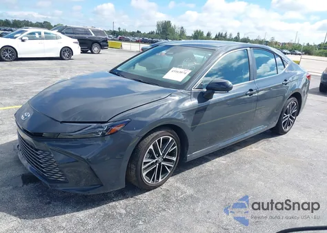 2025 Toyota Camry Xle из США, поврежденный, VIN 4T1DAACK4SU000169